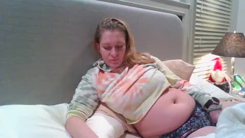 Snapshot of dixie_comanche chatting on 6, 1, 2025 dixie_comanche online show from 6, 1, 2025