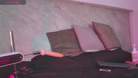 Sofia  online show from 10, 11, 2025