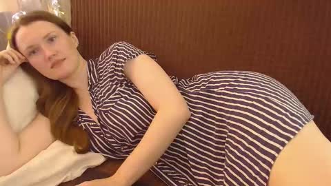 Snapshot of dixiemiller chatting on 1, 10, 2025 Dixiemiller online show from 1, 10, 2025