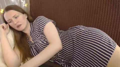 Snapshot of dixiemiller chatting on 11, 10, 2025 Dixiemiller online show from 11, 10, 2025