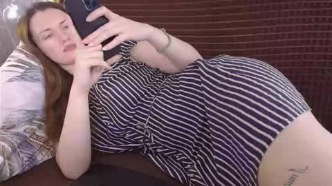 Snapshot of dixiemiller chatting on 27, 11, 2025 Dixiemiller online show from 27, 11, 2025