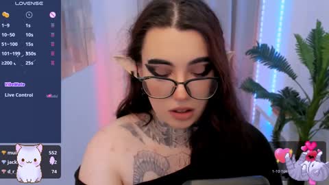 Snapshot of dixipixi_ chatting on 19, 1, 2025 dixipixi_ online show from 19, 1, 2025