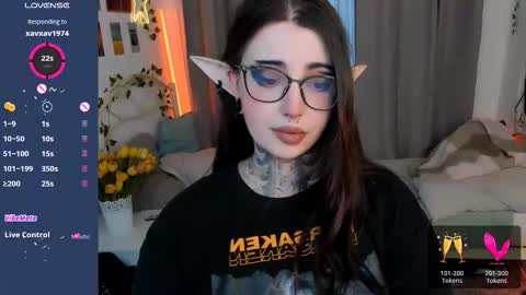 Snapshot of dixipixi_ chatting on 20, 9, 2025 dixipixi_ online show from 20, 9, 2025