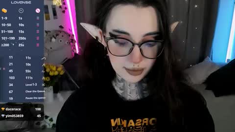 Snapshot of dixipixi_ chatting on 25, 10, 2025 dixipixi_ online show from 25, 10, 2025