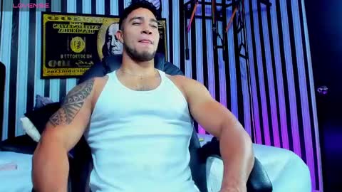 Snapshot of dixon_ray_ chatting on 8, 3, 2025 Dixon online show from 8, 3, 2025