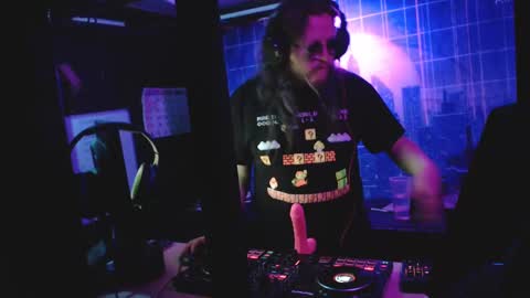 Adrian Arturo online show from 21, 1, 2025