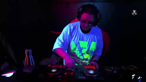 Adrian Arturo online show from 9, 3, 2025