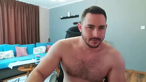 STR8 BOYv online show from 18, 2, 2025