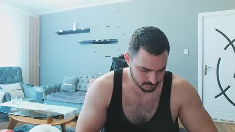 STR8 BOYv online show from 23, 12, 2025