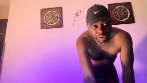 Snapshot of djopenwide chatting on 26, 12, 2024 Dj Open Wide online show from 26, 12, 2024