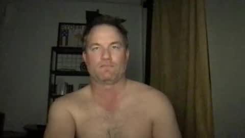 Snapshot of djswpy chatting on 25, 2, 2026 TriflinYoBitch online show from 25, 2, 2026