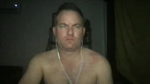 Snapshot of djswpy chatting on 6, 3, 2026 TriflinYoBitch online show from 6, 3, 2026