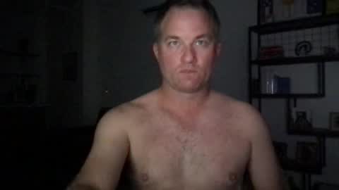 TriflinYoBitch online show from 10, 9, 2025