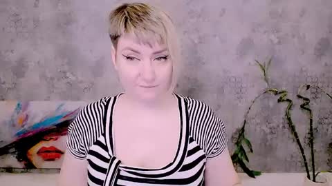 Snapshot of djullia chatting on 11, 4, 2026 djullia online show from 11, 4, 2026