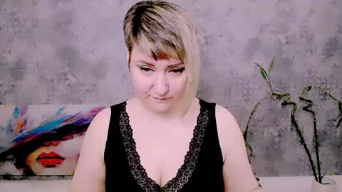 Snapshot of djullia chatting on 18, 5, 2026 djullia online show from 18, 5, 2026
