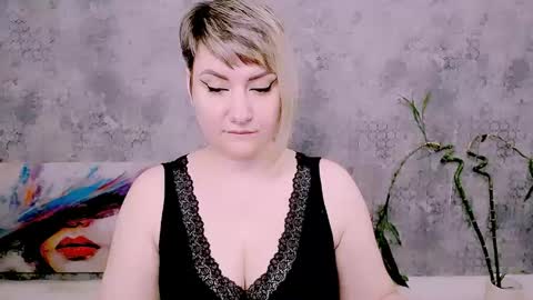 Snapshot of djullia chatting on 25, 5, 2026 djullia online show from 25, 5, 2026