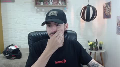 Snapshot of dmitrisanders1 chatting on 21, 1, 2025 Maybe in pvt online show from 21, 1, 2025