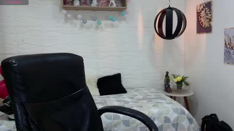 Snapshot of dmitrisanders1 chatting on 20, 2, 2025 Maybe in pvt online show from 20, 2, 2025