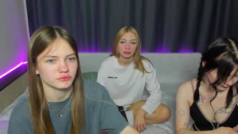 Snapshot of do_dick chatting on 8, 12, 2024 Polly and Kiriko online show from 8, 12, 2024