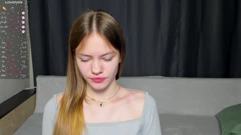 Snapshot of do_dick chatting on 28, 12, 2024 Polly and Kiriko online show from 28, 12, 2024