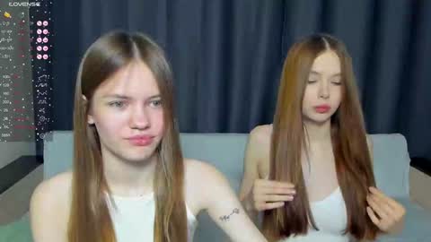 Snapshot of do_dick chatting on 20, 1, 2025 Polly and Kiriko online show from 20, 1, 2025