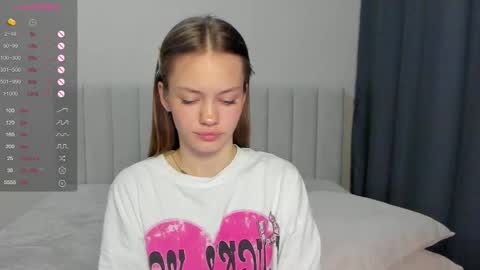 Snapshot of do_dick chatting on 21, 10, 2025 Polly and Kiriko online show from 21, 10, 2025