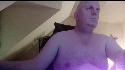 doggy2629 online show from 7, 1, 2026