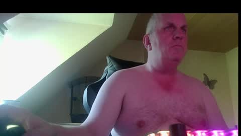 doggy2629 online show from 24, 6, 2026