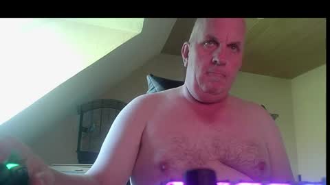 doggy2629 online show from 10, 7, 2026