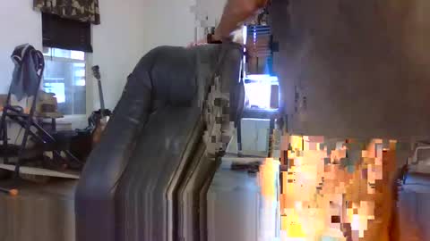 dogluc7 online show from 23, 4, 2026