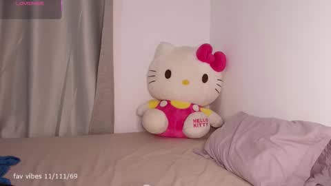 Snapshot of dolceangel__ chatting on 11, 9, 2025 Blair online show from 11, 9, 2025