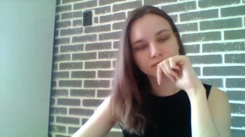 dolcezza_ online show from 4, 4, 2026