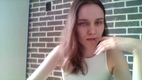 dolcezza_ online show from 23, 4, 2026