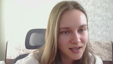 dolcezza_ online show from 22, 5, 2026