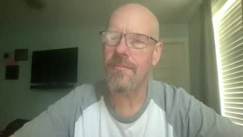 Snapshot of dolins chatting on 5, 7, 2026 dolins online show from 5, 7, 2026