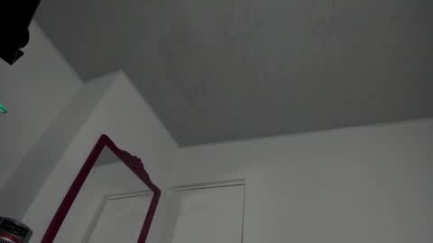 Ludika Santiago online show from 23, 1, 2025