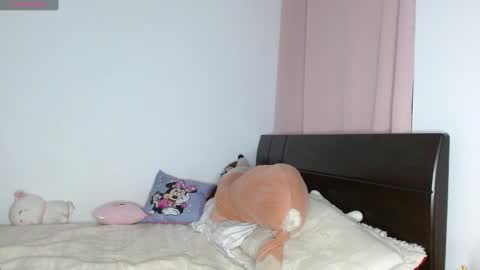 Snapshot of doll_and_sex chatting on 31, 12, 2024 Auro and Santiago online show from 31, 12, 2024