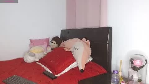 Snapshot of doll_and_sex chatting on 8, 1, 2025 Auro and Santiago online show from 8, 1, 2025