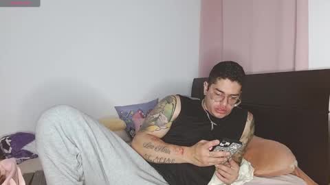 Snapshot of doll_and_sex chatting on 15, 1, 2025 Auro and Santiago online show from 15, 1, 2025