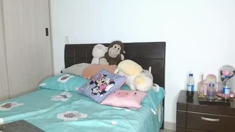 Snapshot of doll_and_sex chatting on 5, 2, 2025 Auro and Santiago online show from 5, 2, 2025