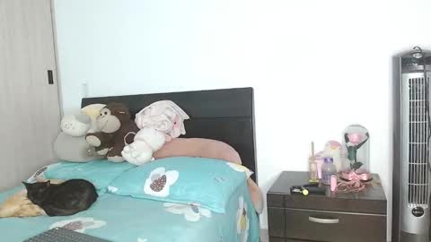 Snapshot of doll_and_sex chatting on 6, 2, 2025 Auro and Santiago online show from 6, 2, 2025