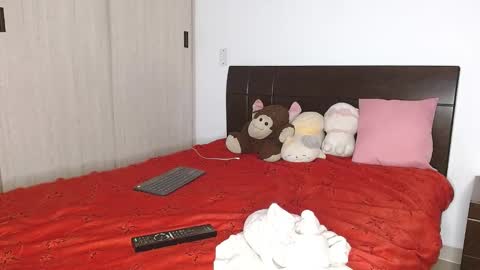 Snapshot of doll_and_sex chatting on 17, 2, 2025 Auro and Santiago online show from 17, 2, 2025