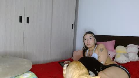 Snapshot of doll_and_sex chatting on 19, 2, 2025 Auro and Santiago online show from 19, 2, 2025