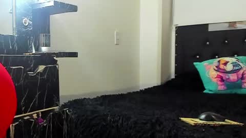 C E L E S T E  online show from 1, 2, 2025