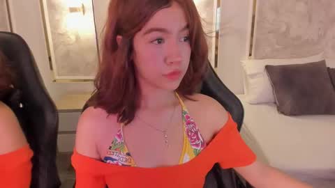 Snapshot of doll_eyeess_ chatting on 27, 9, 2025 D online show from 27, 9, 2025