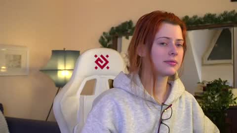 Your doll Lesli online show from 13, 1, 2025