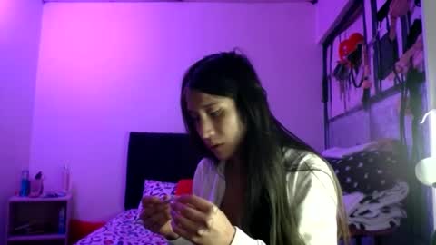 Snapshot of doll_sary chatting on 4, 1, 2025 Catherine XXX online show from 4, 1, 2025