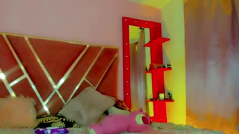 dollcute_latin online show from 8, 5, 2026