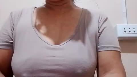 dolly926661 online show from 28, 5, 2026