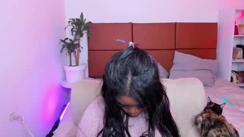 Snapshot of dolly_paige chatting on 19, 1, 2025 emily -- online show from 19, 1, 2025